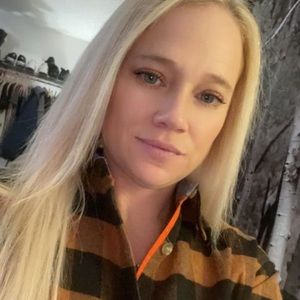 Meet your Posher, Lindsay